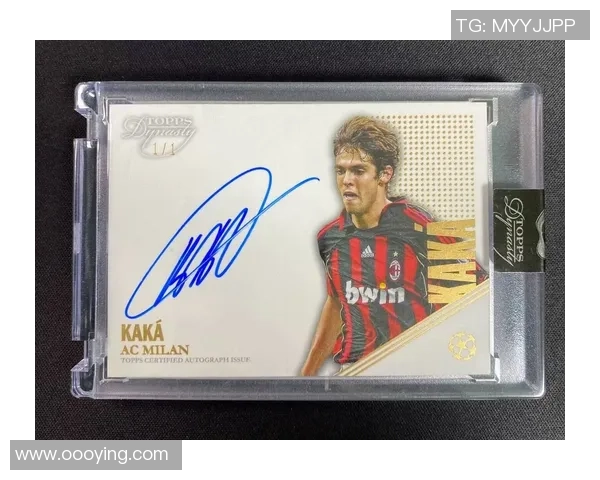 黑白传奇足球卡:经典球星卡背后的收藏魅力与价值揭秘 黑白传奇足球卡:经典球星卡背后的收藏魅力与价值揭秘